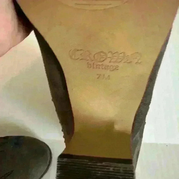 Crown Vintage Brown Embroidered Booties 3” Heel Size 7 - Picture 7 of 9